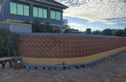 Entebbe Villa | Alice Gardens and Campsite