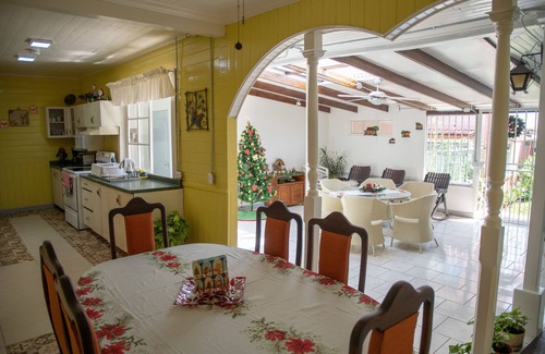 Agonia House | Alice y Juancito Boutique Hotel