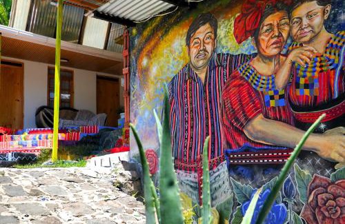 San Juan La Laguna House | Aliix Sapo Rooms