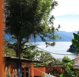 San Juan La Laguna House | Aliix Sapo Rooms