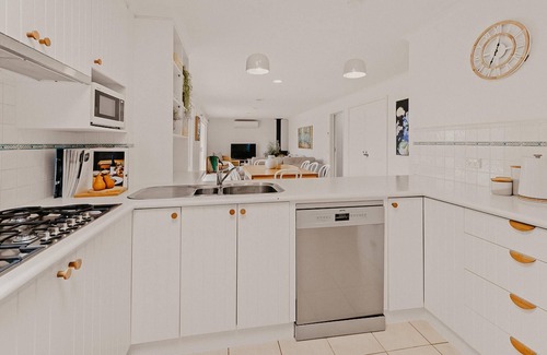 Blairgowrie House | Alkira @Blairgowrie - Seaside Gem in Blairgowrie