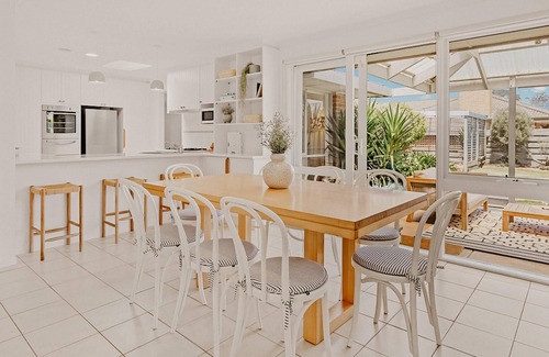 Blairgowrie House | Alkira @Blairgowrie - Seaside Gem in Blairgowrie