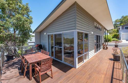 Dunsborough House | Alkira @ Cape Villas Dunsborough