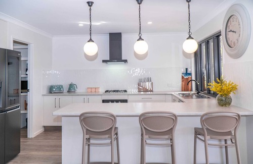 Agnes Water House | Alkira Ridge - Sunrise at 1770