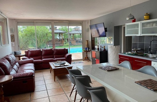 Saint-Sauveur House | ALL COMFORT, QUIET, BEAUTIFUL VIEW OF Toulouse - decoration as in BALI