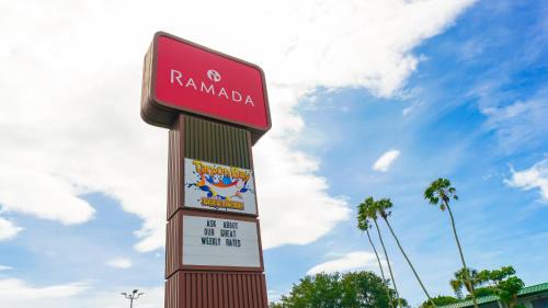 Trailer Estates Apartment | All-New, Heated Pool, Tiki Bar & Grill, Great Wifi