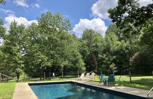 Ancram Cabin | All Season Country Retreat