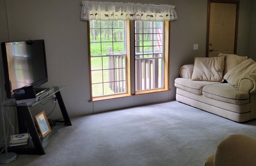 Grayling Cottage | All Seasons Up North Retreat