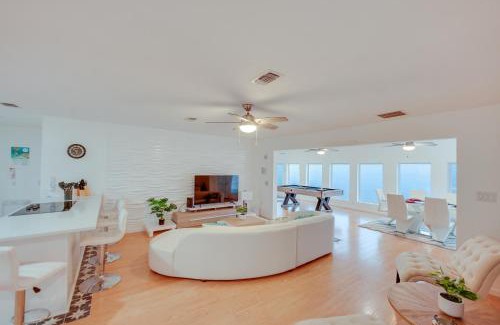 Alligator Point House | Alligator Point Beachfront Home with Private Hot Tub