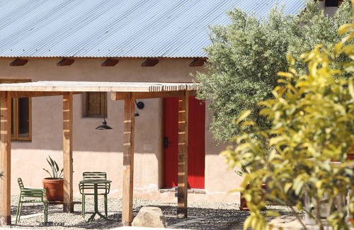 Valle de Guadalupe Villa | Alma Liebre Viñedos del Valle
