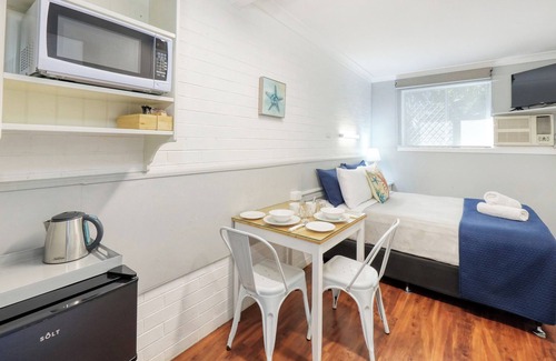 Ballina Hotel | Almare Tourist Motel