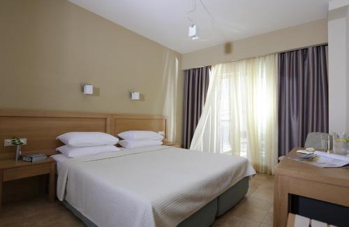 Arcoudi Hotel | Almira Hotel