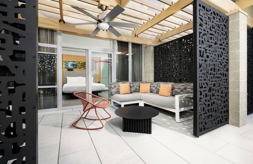 Downtown Asheville Hotel | Aloft Asheville Downtown