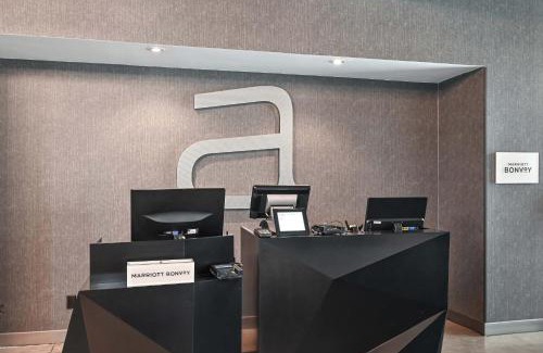 North Charleston Hotel | Aloft Charleston Airport and Convention Center