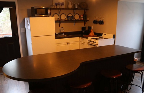 Paoli Apartment | Aloft near the Hoosier National Forest