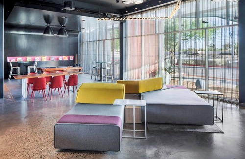 Phoenix Hotel | Aloft Phoenix Airport