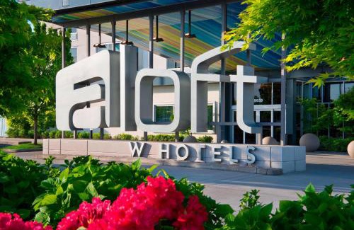 Portland Hotel | Aloft Portland Airport Hotel at Cascade Station