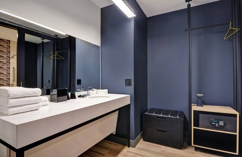 Secaucus Hotel | Aloft Secaucus Meadowlands