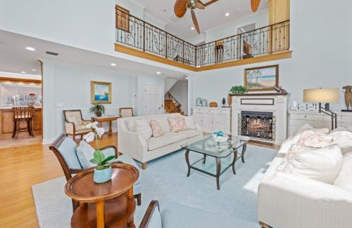Captiva House | Aloha Baby- 5 Bedroom Luxury Pool Home! home
