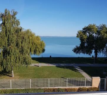Siofok Aranypart Apartment | Aloha Beach Terrace - Holiday Home