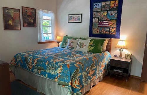 Keaau Bed & Breakfast | Aloha Suite: Watch Whales, Breakfast included at Ala Kai Bed and Breakfast