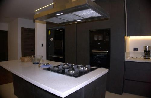 Loja Apartment | Alojamiento de lujo con parqueadero privado, en Loja