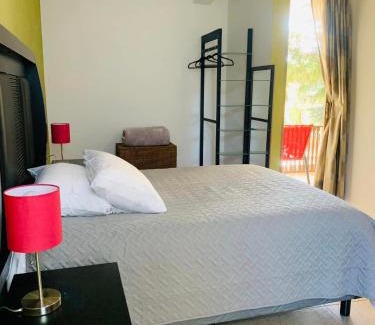 Santa Lucia del Camino Apartment | Alojamiento tres pinos