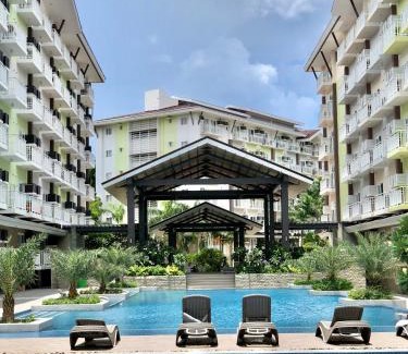 Mactan Export Processing Zone Apartment | Aloria Cozy Apartment near Mactan Cebu International Airport - Amani Grand Resort & Residence