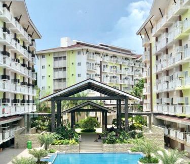 Mactan Export Processing Zone Apartment | Aloria Cozy Apartment near Mactan Cebu International Airport - Amani Grand Resort & Residence