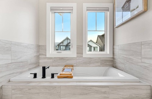 Southwest Calgary House | Alpine Escape | Office | Playground | Luxury