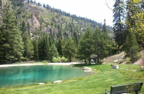 Alpine Meadows House | Alpine Meadows home w/ Private Hot Tub, Close to hiking, Fireplace- Mineral Springs Getaway