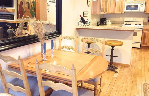 Snowmass Village Condo | Alpine Retreat-Best Pricing Available-Ski-in/Ski-Out Access