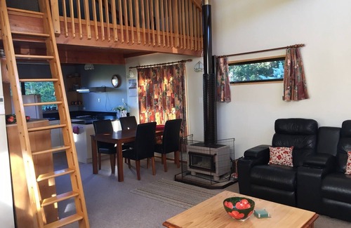 Hanmer Springs Ski Chalet | Alpine retreat - perfect for couples or families. Cute, quiet, quaint.