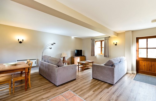 Knockerdown Apartment | Alstonsfield Cottages in Debyshire Dales