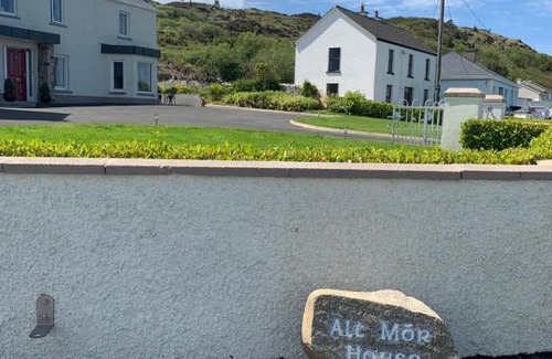 Naran Apartment | Alt Mór House Garden Studio-Self Catering Sleeps 2