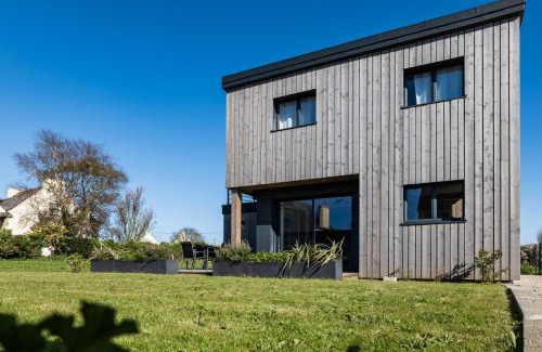 Sibiril House | Altitude Marine property