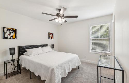 Clarksville Apartment | Alto I5 I Corporate Apartment I Pool I Gym