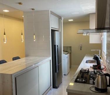 Quinta da Serra Apartment | ALTO PADRÃO, centro, Rua Coberta, na Estação Campos de Canella