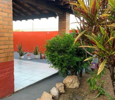 Cacari House | Aluga-se Andar Térreo de Residência Cacari