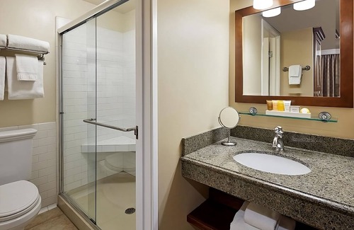 Coronado Hotel | Always a Great Idea To Unwind! Beach Access, Heated Pool, Private Parking!