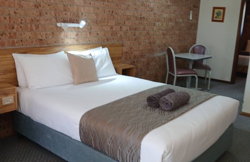 Gunnedah Hotel | ALYN MOTEL
