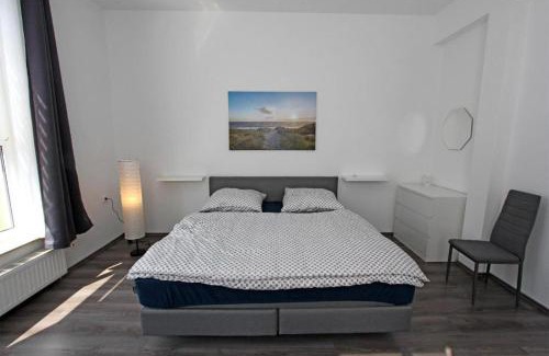 Neubrandenburg Apartment | Am Kulturpark - Ferienwohnung mit 3 Schlafräumen für 6 Personen Neubrandenburg