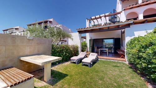 El Perello House | Amapola