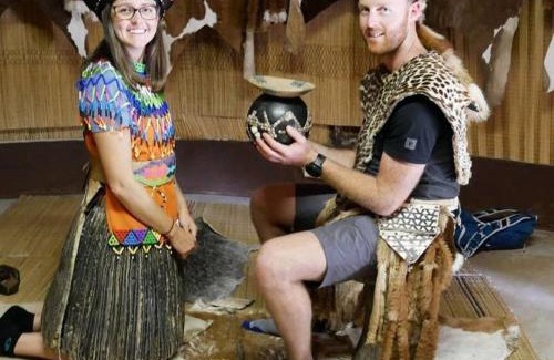 Umkhanyakude District Municipality Bed & Breakfast | Amathalente zulu village