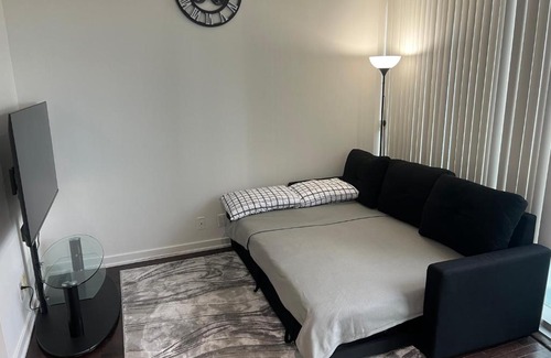 Toronto Entertainment District Apartment | Amazing 1 Bdrm Condo, Heart of Dowtown Toronto