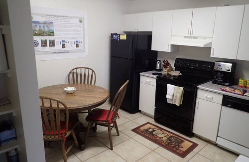 Limberlost Apartment | Amazing 2Bd2BA, huge apt, private and safe, Rillito River Park walking distance.