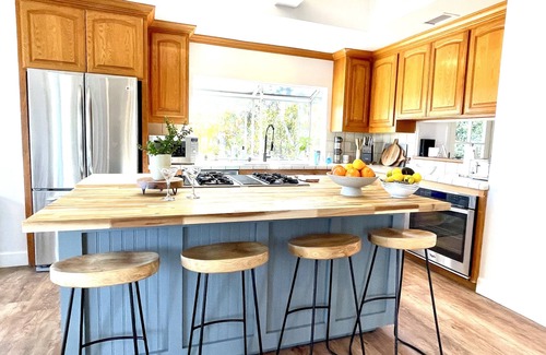 Fallbrook House | Amazing 3600sf Fallbrook San Diego Retreat near Golfing,Wineries,Wedding Venues