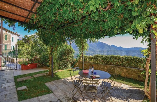 Pedona Apartment | Amazing apartment in Camaiore with WiFi