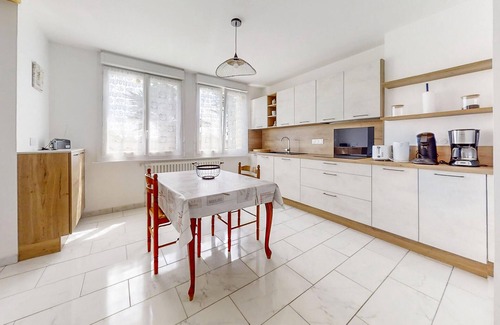 Kerlouan Apartment | Amazing apartment in Kerlouan with WiFi