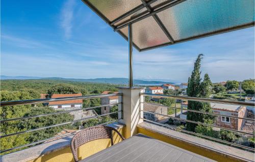 Salatic Apartment | Amazing Apartment In Salatici